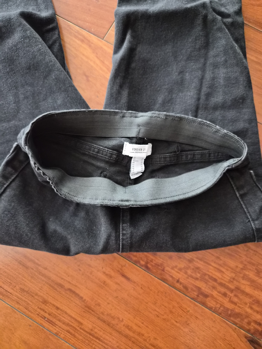 Forever 21 Black High Rise Elastic Waist Flare Pants - Size XS - Picture 11 of 14